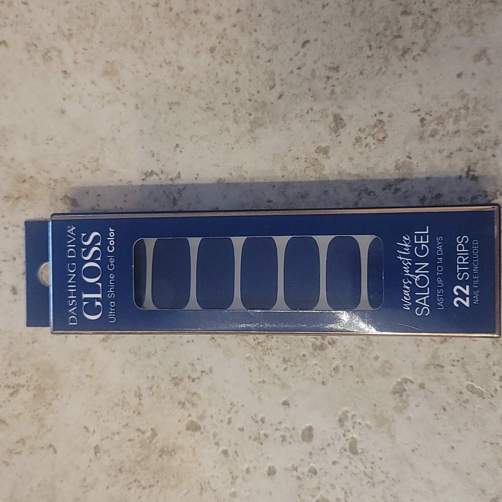 Dashing Diva gel strips.
